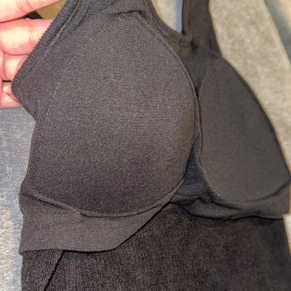 Sugar & Rose- NWOT Black Sleeveless Tank Top with built in bra size S/M - Picture 10 of 11